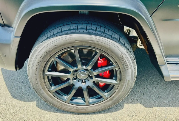 2022 - BENZ G63 AMG  - SUPER CLEAN - LIKE NEW - ONLY 32,000 KM