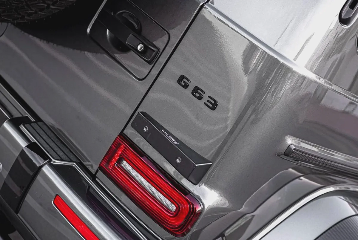2023 Mercedes-Benz G 63 AMG 4x4² - Euro Specs - Full Service Record - 2 keys-16-16