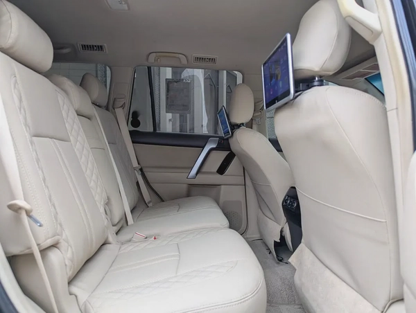 TOYOTA PRADO 2018 GCC V6 4.0L IN EXCELLENT CONDITION