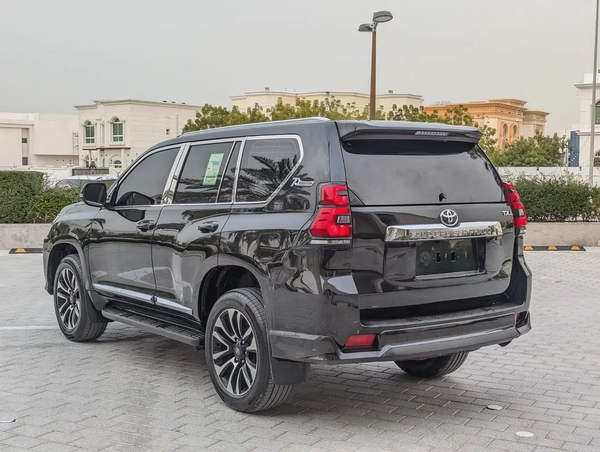 TOYOTA PRADO 2018 GCC V6 4.0L IN EXCELLENT CONDITION