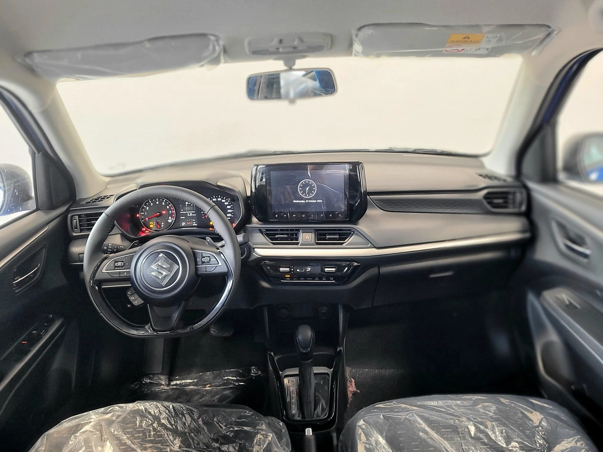 Suzuki Swift GLX 2026 Dual Tone-8-8