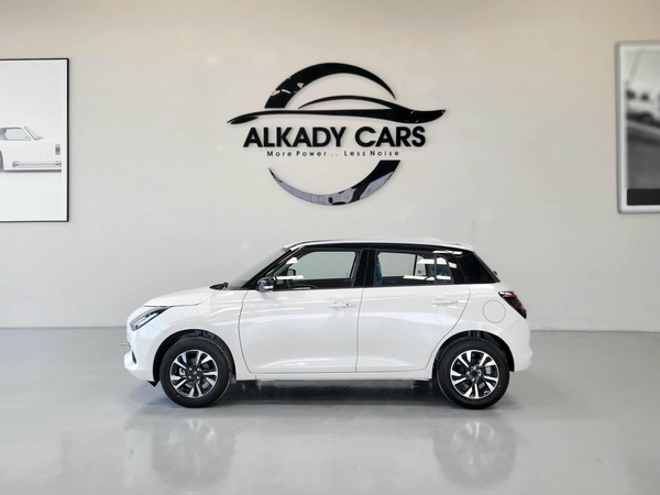 Suzuki Swift GLX 2026 Dual Tone