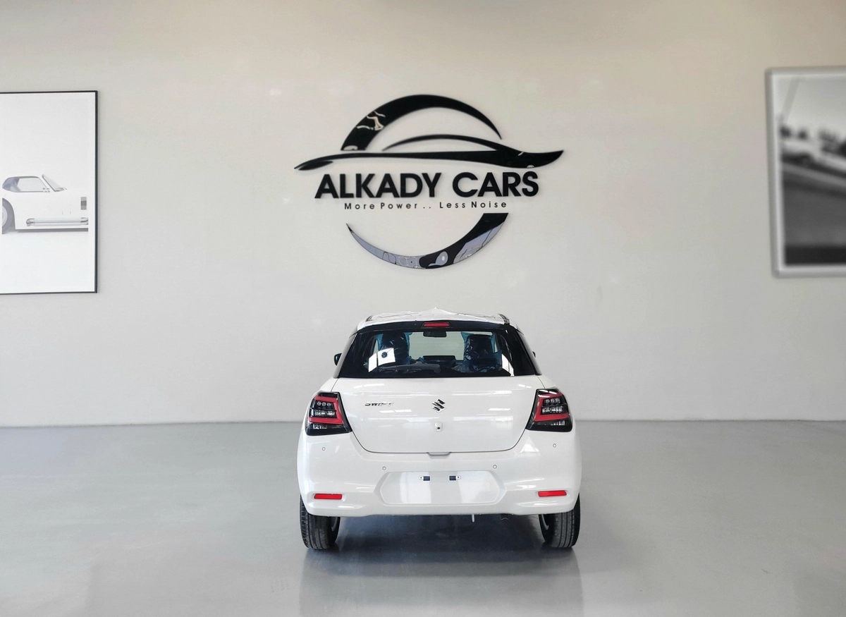 Suzuki Swift GLX 2026 Dual Tone-4-4