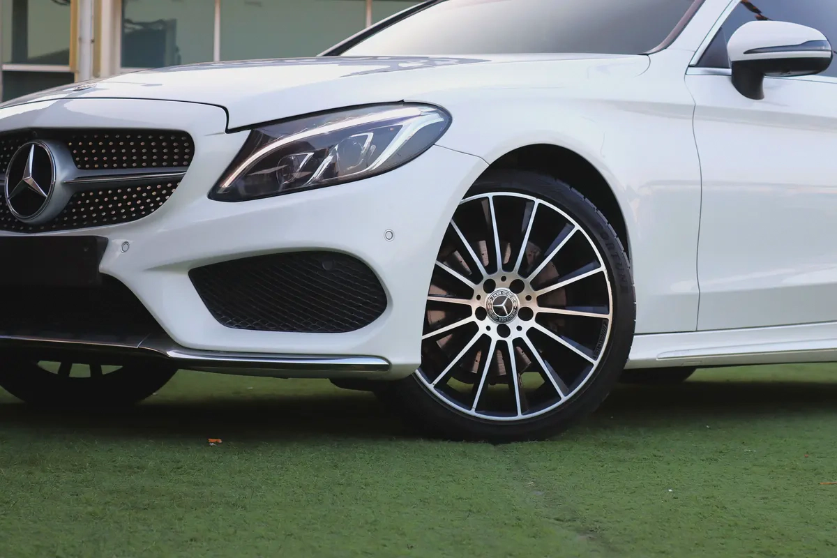 Mercedes Benz C200 Coupe 2018-8-8