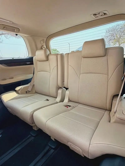 Toyota Alphard 2019 Base Model - Spacious & Luxury MPV-16