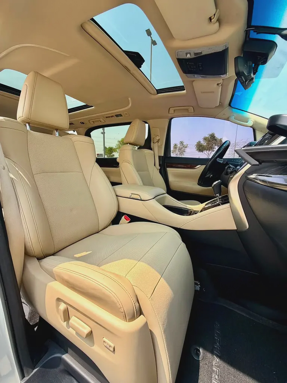 Toyota Alphard 2019 Base Model - Spacious & Luxury MPV-11-11