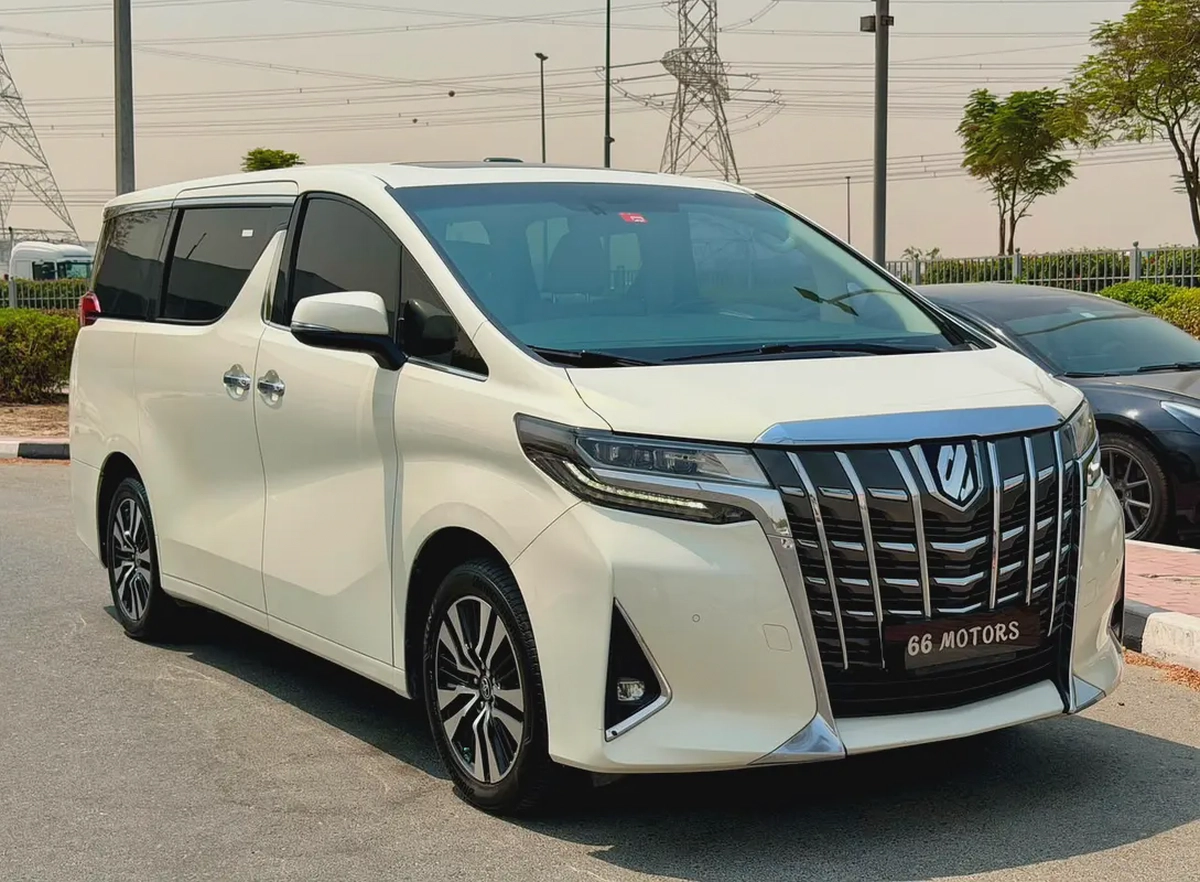 Toyota Alphard 2019 Base Model - Spacious & Luxury MPV