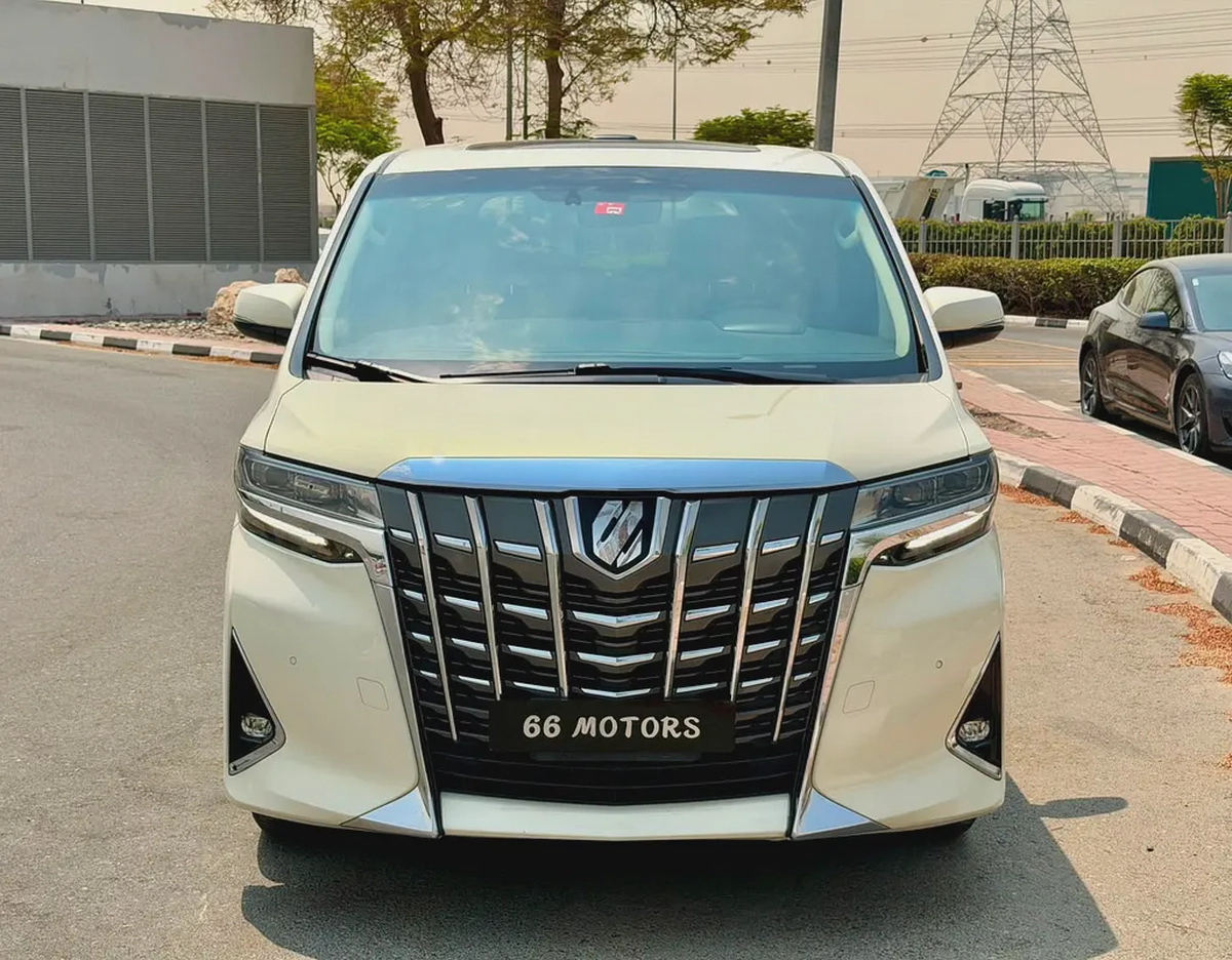 Toyota Alphard 2019 Base Model - Spacious & Luxury MPV-2-2