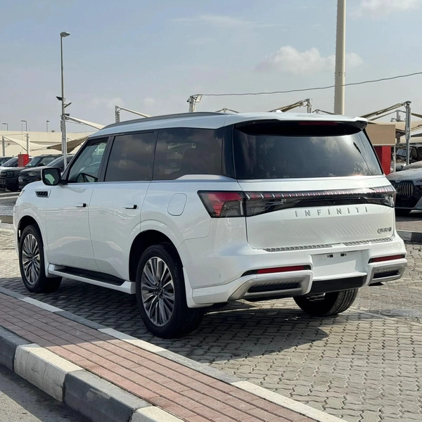 INFINITI QX80 LUXE 2025 | WHITE