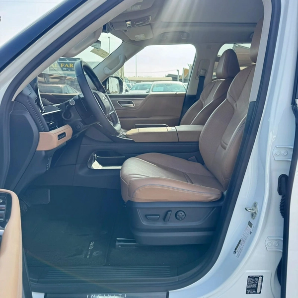 INFINITI QX80 LUXE 2025 | WHITE