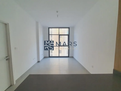 Stunning New 1BHK Apartment in Prime Location-8