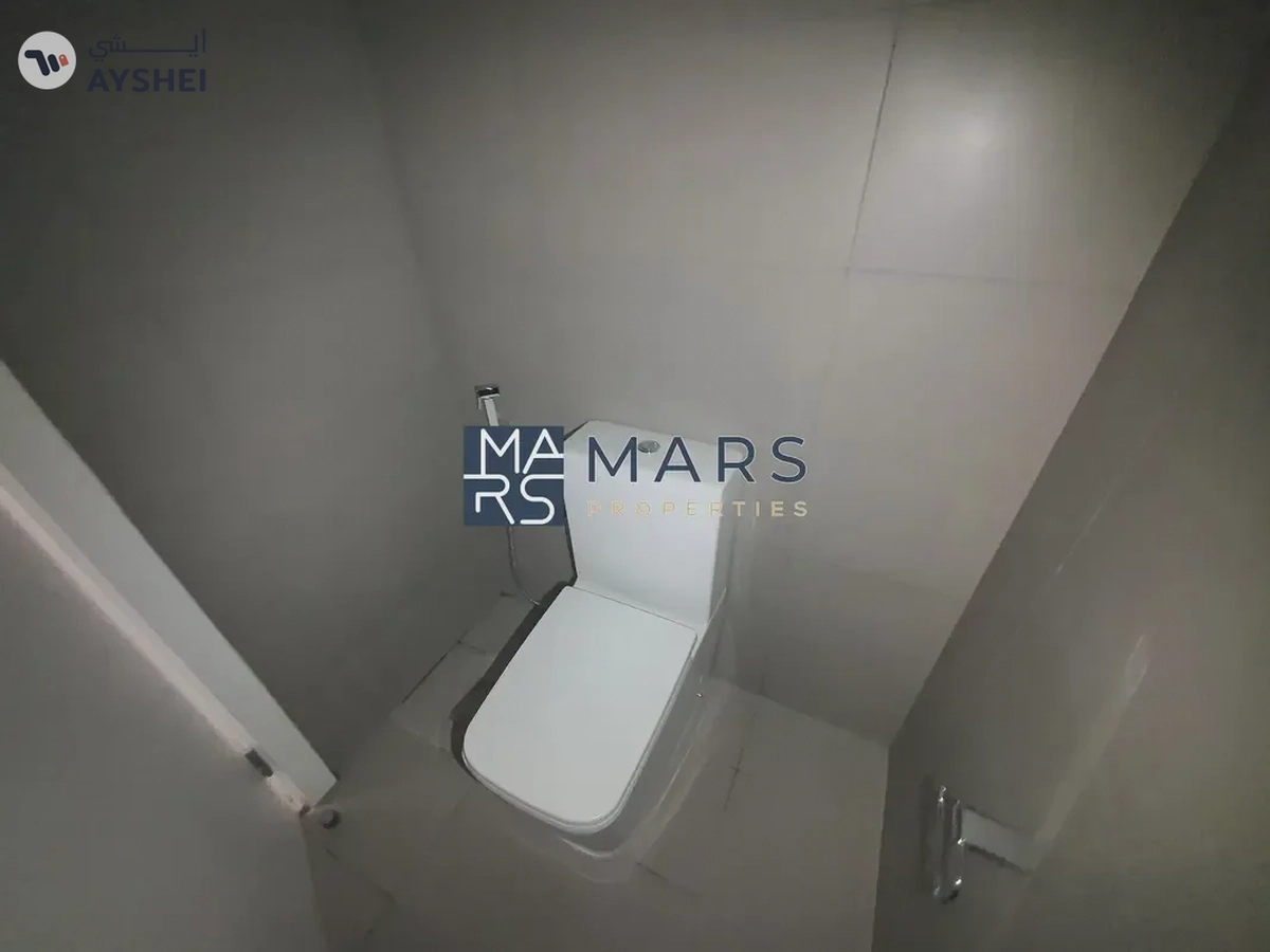 Stunning New 1BHK Apartment in Prime Location-1-1
