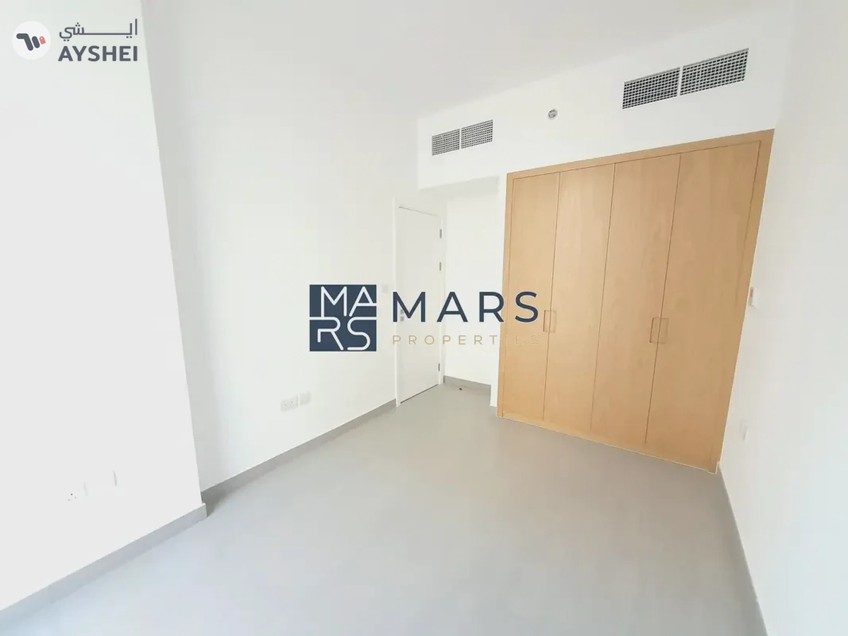 Stunning New 1BHK Apartment in Prime Location-3-3
