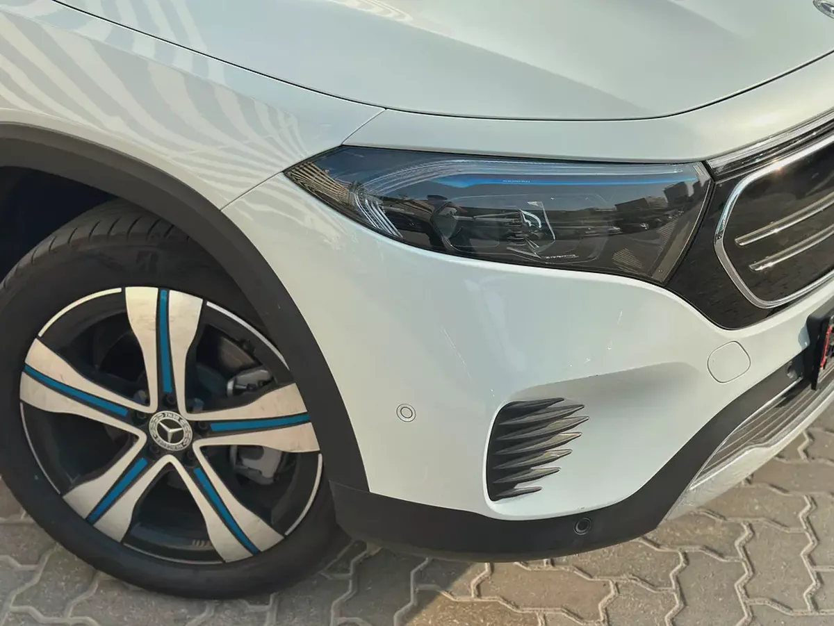 Mercedes-Benz EQB 350 4MATIC 2024  inhouse finance I| GCC Specs-2-2