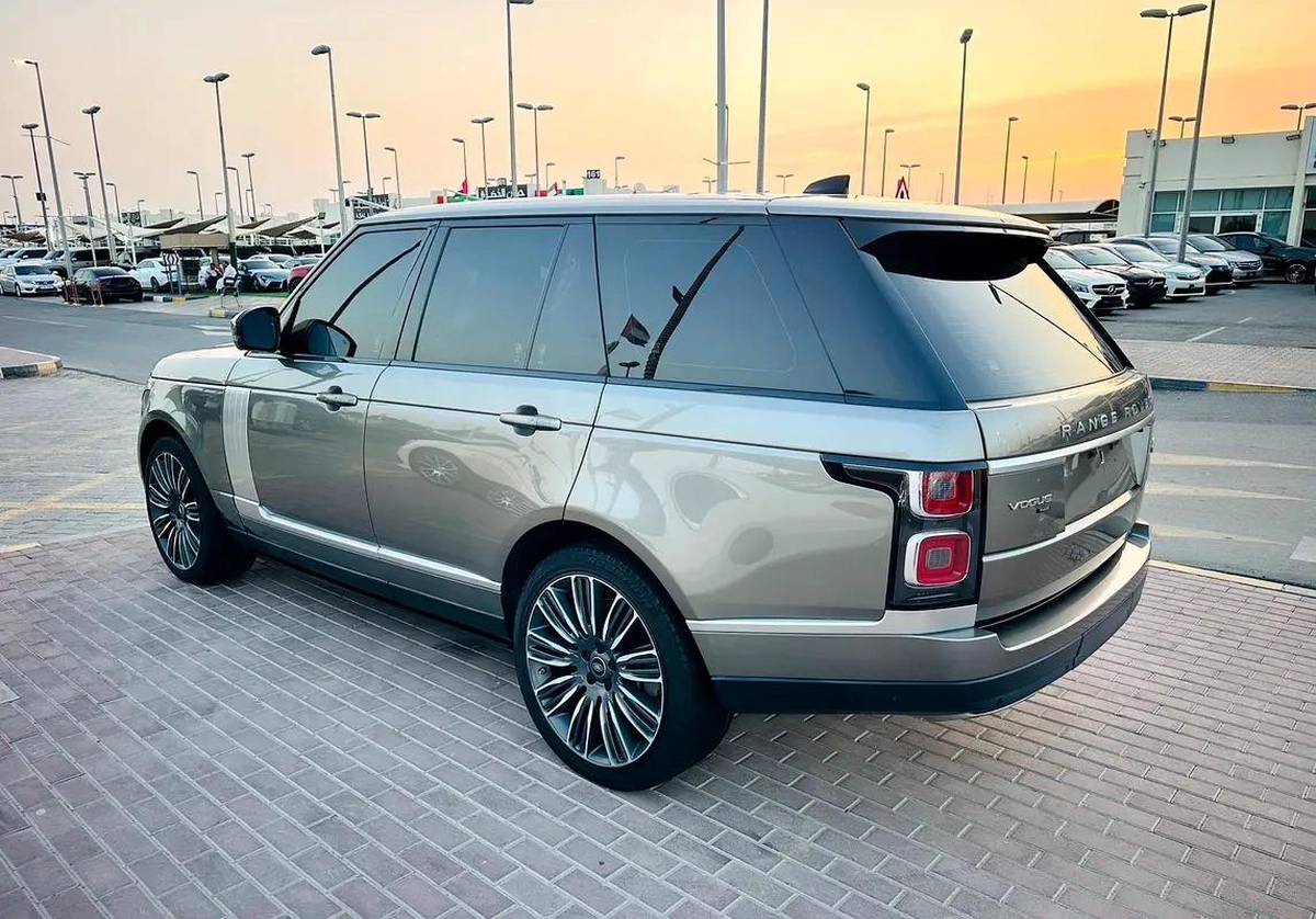 رنج روفر فوج خليجي صبغ وكاله Land Rover Range Rover P400 SE 2020 - GCC Specs-5-5
