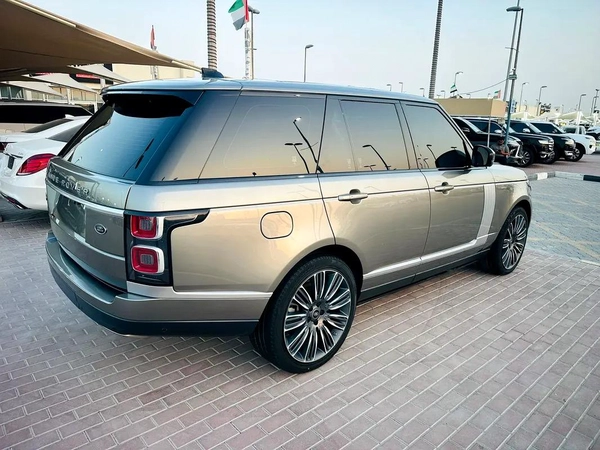 رنج روفر فوج خليجي صبغ وكاله Land Rover Range Rover P400 SE 2020 - GCC Specs