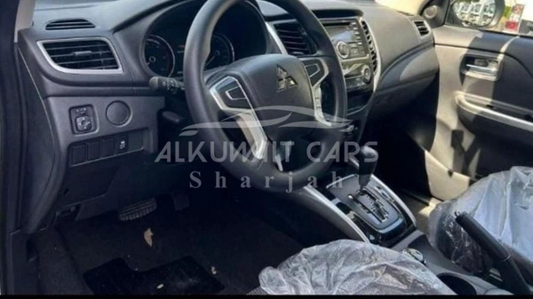 Mitsubishi L200 Mitsubishi L200 GLX 2.4L Diesel AT MY2023
