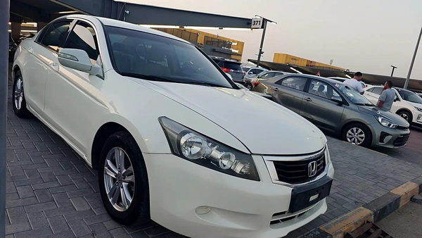 Honda Accord i-VTEC 2009 GCC Specs