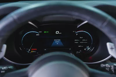 Alfa Romeo Stelvio Veloce-GCC-1 Owner-Low Mileage-Gargash Warranty  Service Contract Until 2029-17
