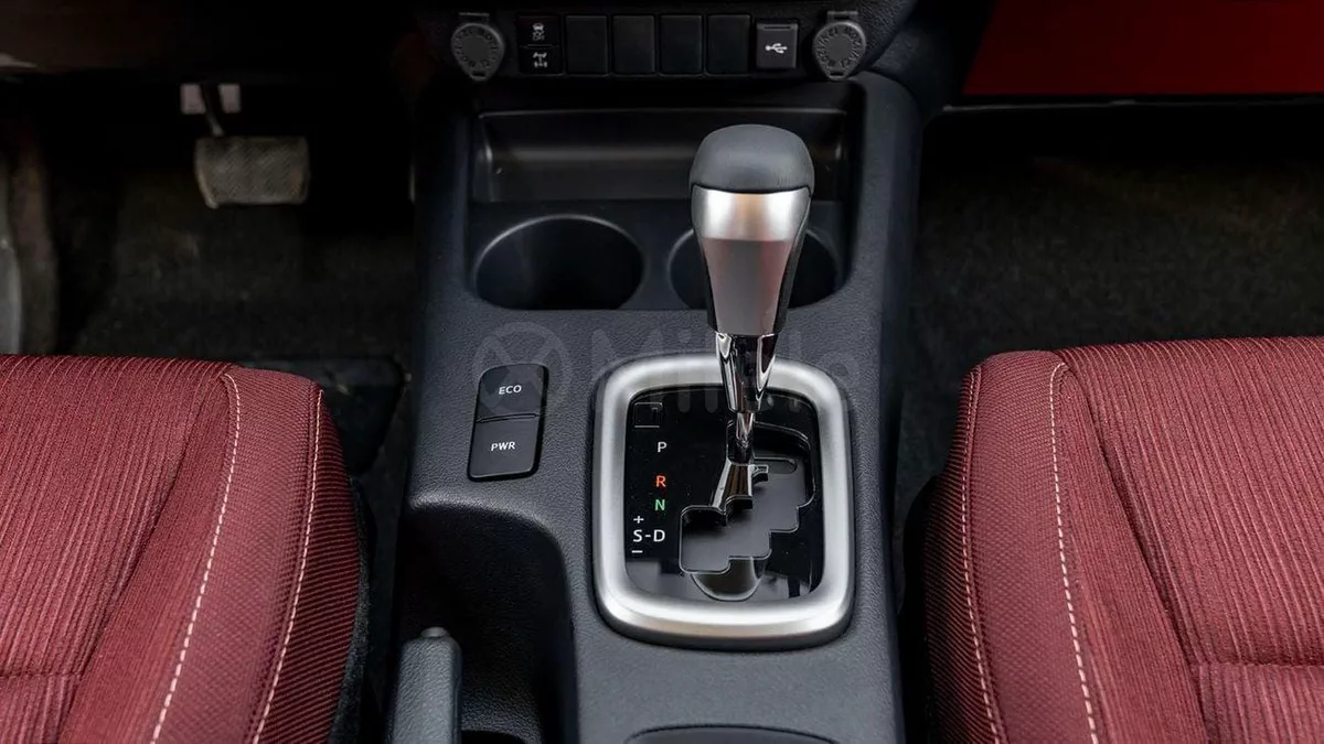 Toyota Hilux TRD-23-0