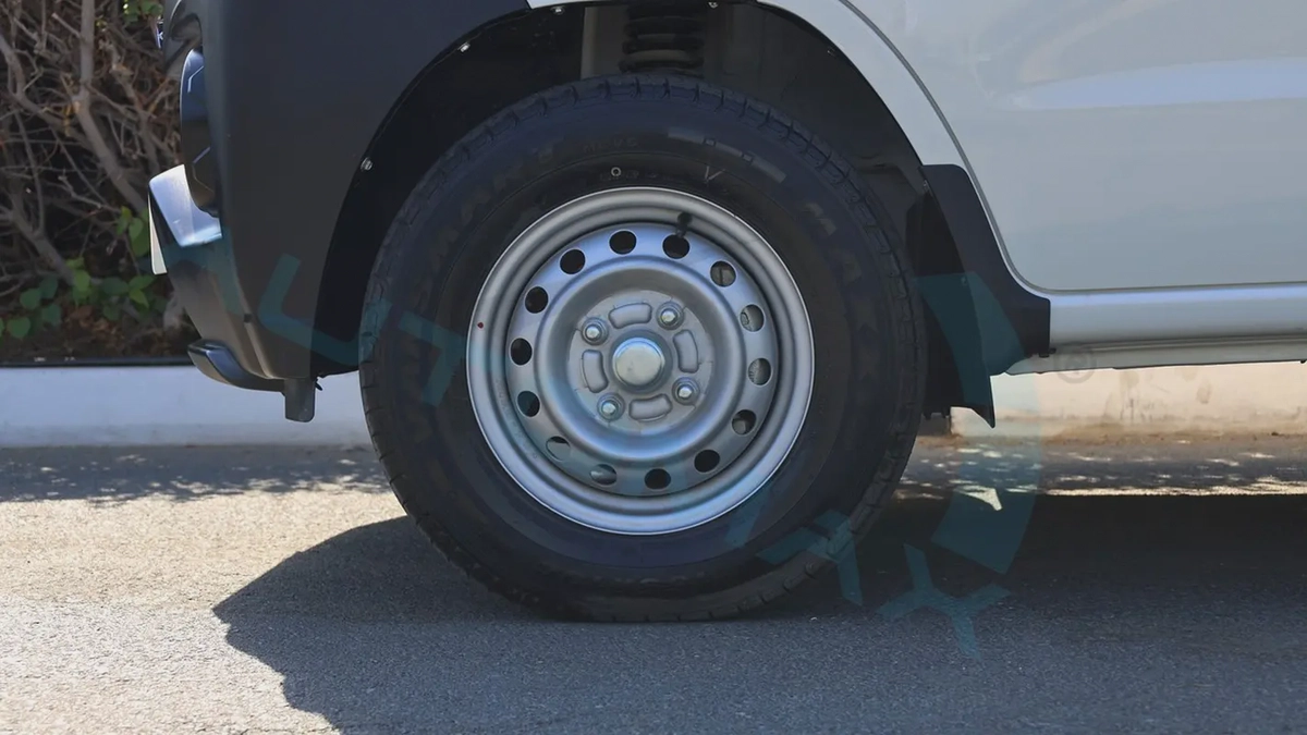 2025 CMC Veryca Panel Van ( AMBULANCE ) 1.5L RWD GCC 0Km With 3 Years Or 100,000 Km Warranty-19-19