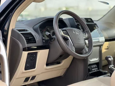 Toyota Prado  2022 Toyota Prado Full Option 4.0L V6 - AWD 4x4 - GCC- Electric Seat - Rear CAM & Sensors - Cool-11