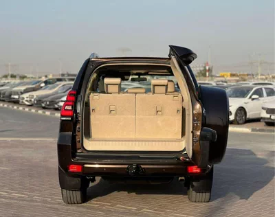 Toyota Prado  2022 Toyota Prado Full Option 4.0L V6 - AWD 4x4 - GCC- Electric Seat - Rear CAM & Sensors - Cool-6