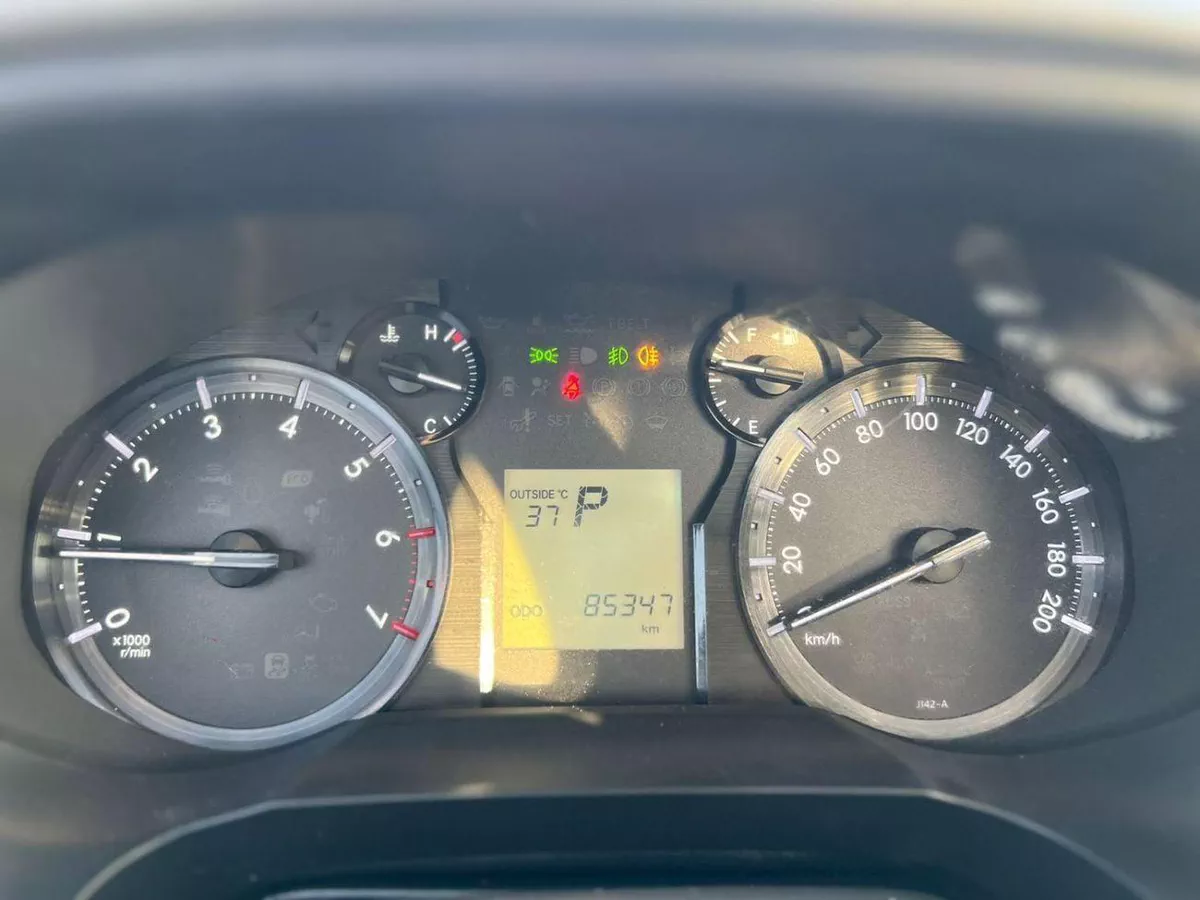 Toyota Prado  2022 Toyota Prado Full Option 4.0L V6 - AWD 4x4 - GCC- Electric Seat - Rear CAM & Sensors - Cool-21-0