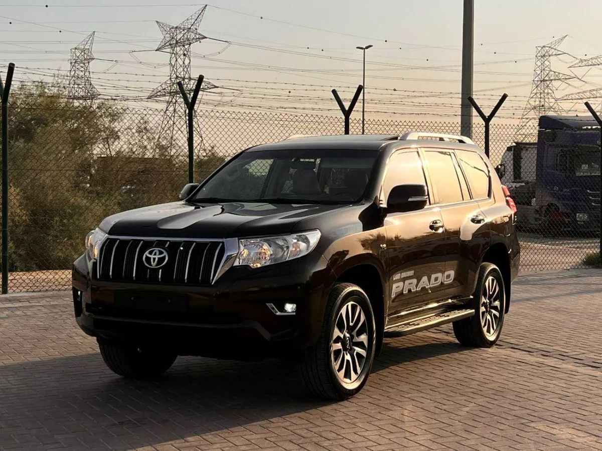 Toyota Prado  2022 Toyota Prado Full Option 4.0L V6 - AWD 4x4 - GCC- Electric Seat - Rear CAM & Sensors - Cool-2-0