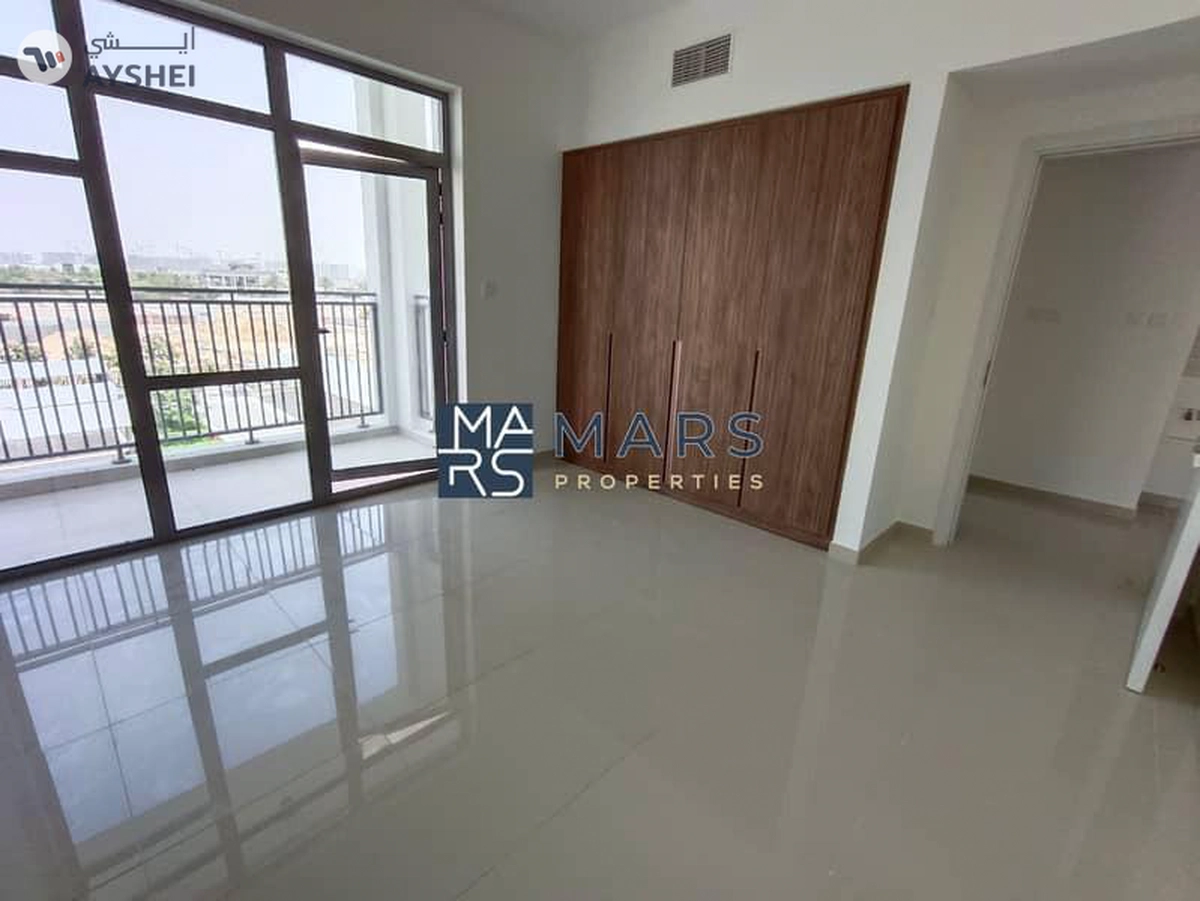 Luxury 1 Bedroom || With Balcony|| Ready to move-10-10