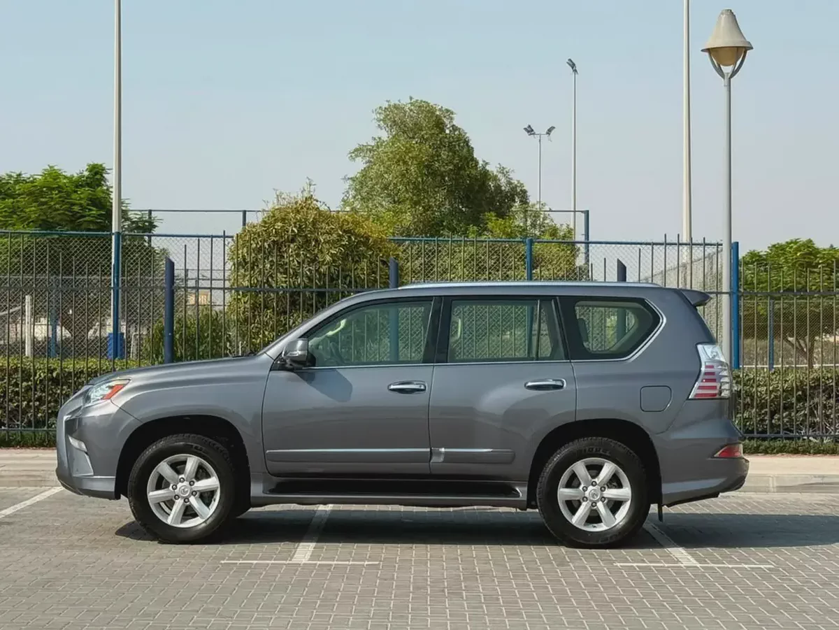 2016-Lexus Gx 460 Platinum-Excellent condition-Bank Finance Available-4-4