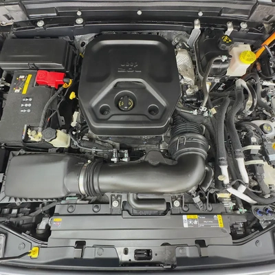 2024 Jeep Wrangler Sahara 4xe-13
