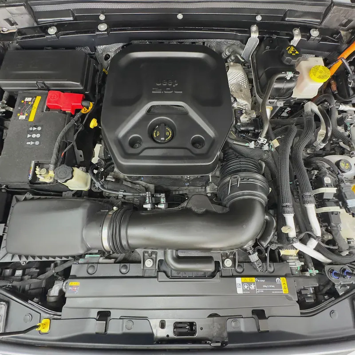 2024 Jeep Wrangler Sahara 4xe-13-13