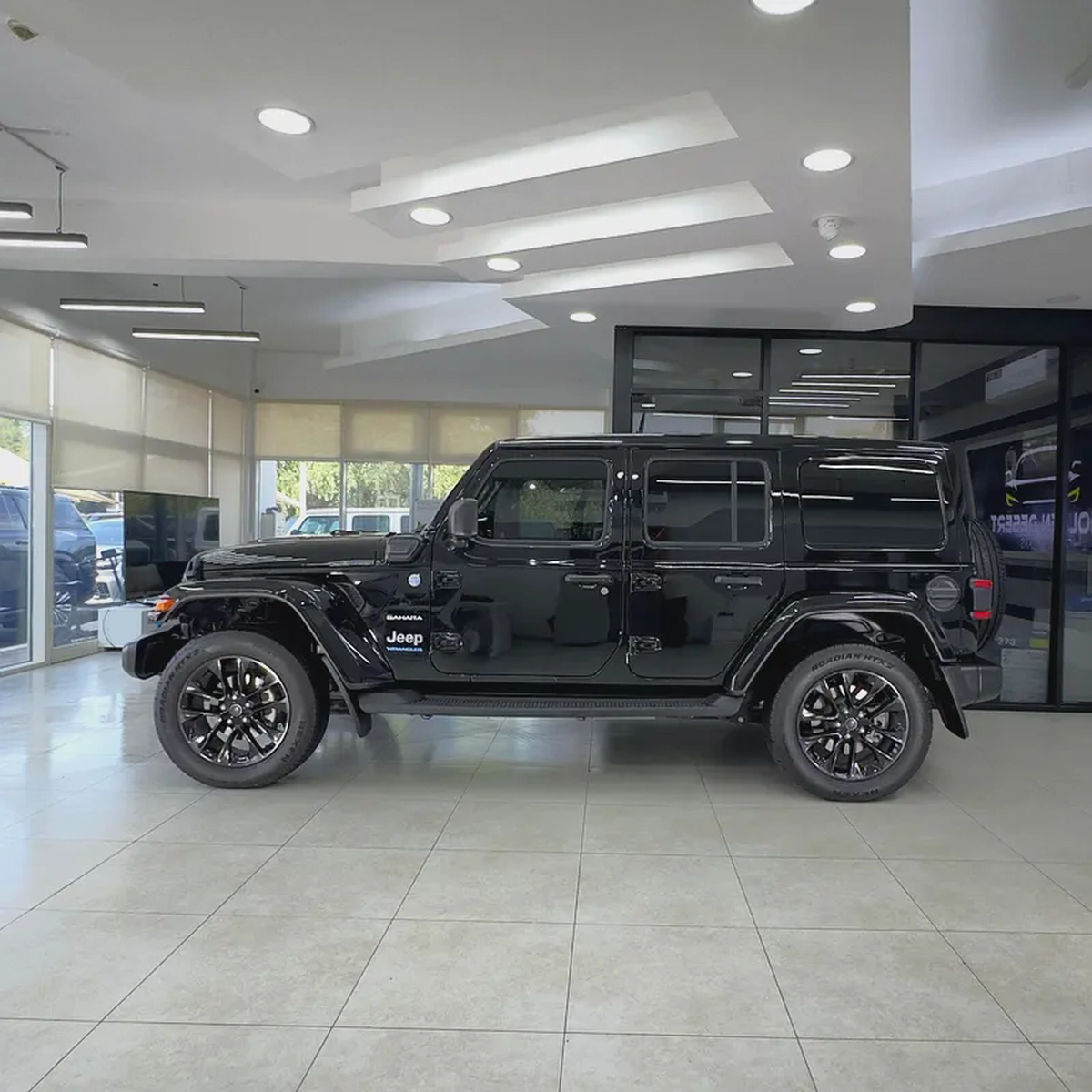 2024 Jeep Wrangler Sahara 4xe-3-3