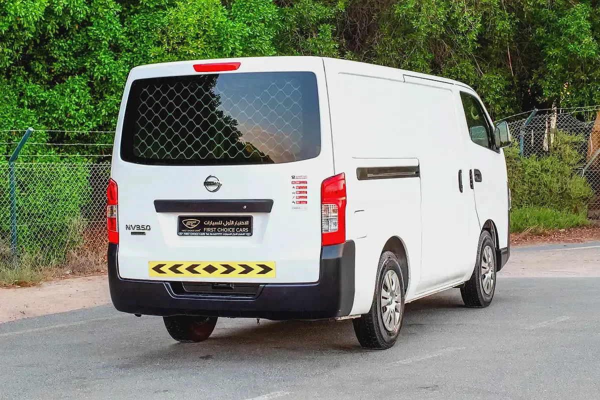 2022 Nissan Urvan | Standard Roof Delivery Van | GCC Specs | Ref#N32210-2-2