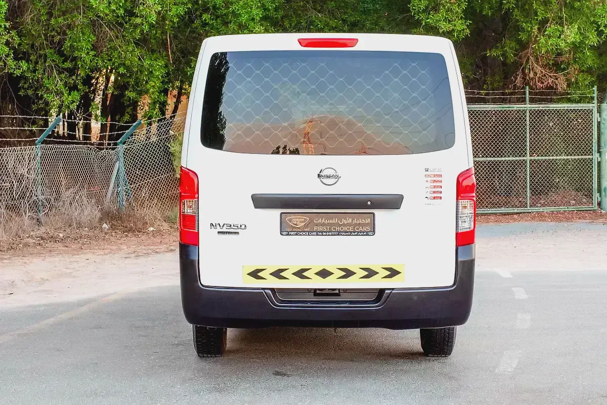 2022 Nissan Urvan | Standard Roof Delivery Van | GCC Specs | Ref#N32210-5-5