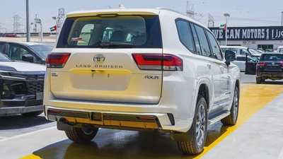 2026 Toyota Land Cruiser GXR 3.5L  GCC Specs New Shape-5