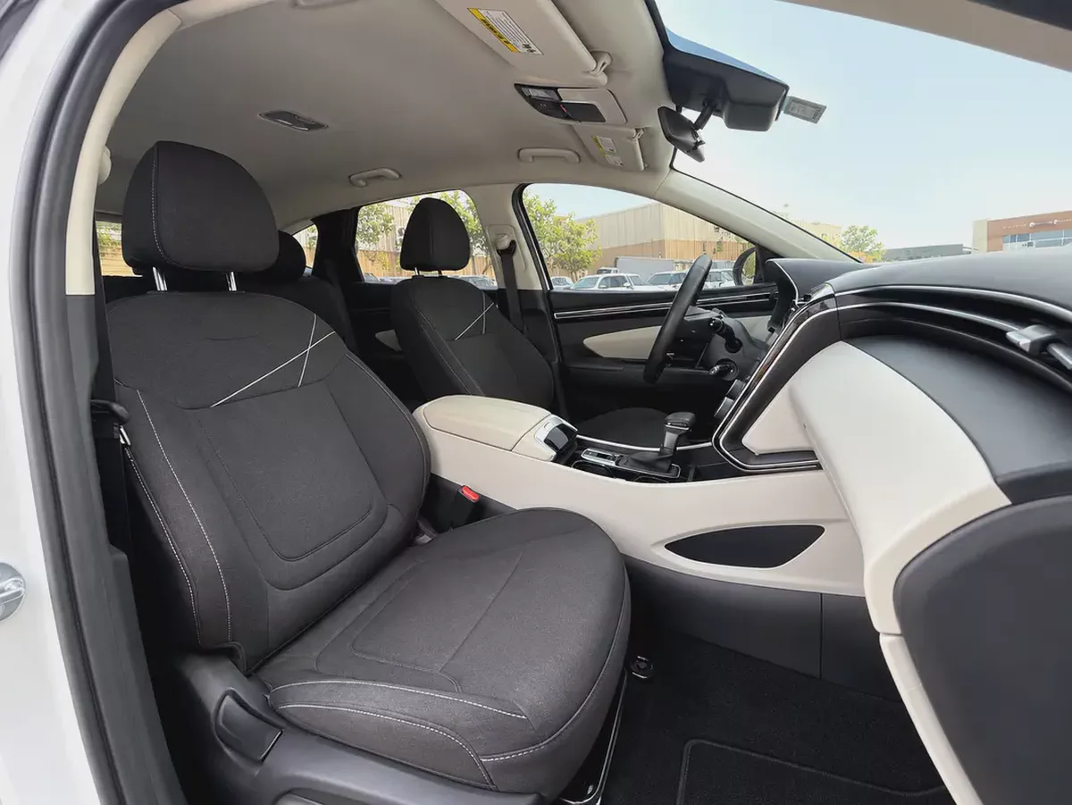 AED 700 PM |  HYUNDAI TUCSON | SE  DECENT CONDITION | 0% DOWNPAYMENT-14-14