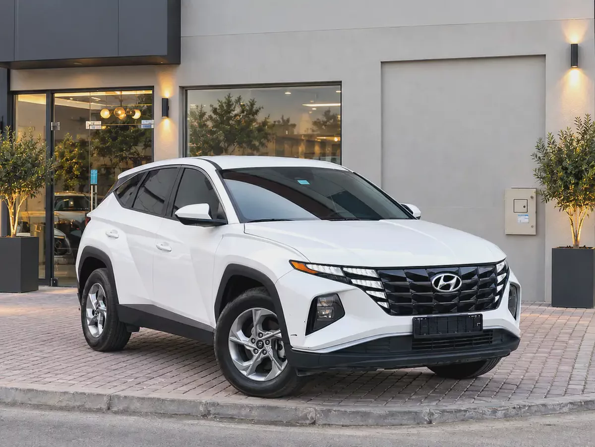 AED 700 PM |  HYUNDAI TUCSON | SE  DECENT CONDITION | 0% DOWNPAYMENT-2-2