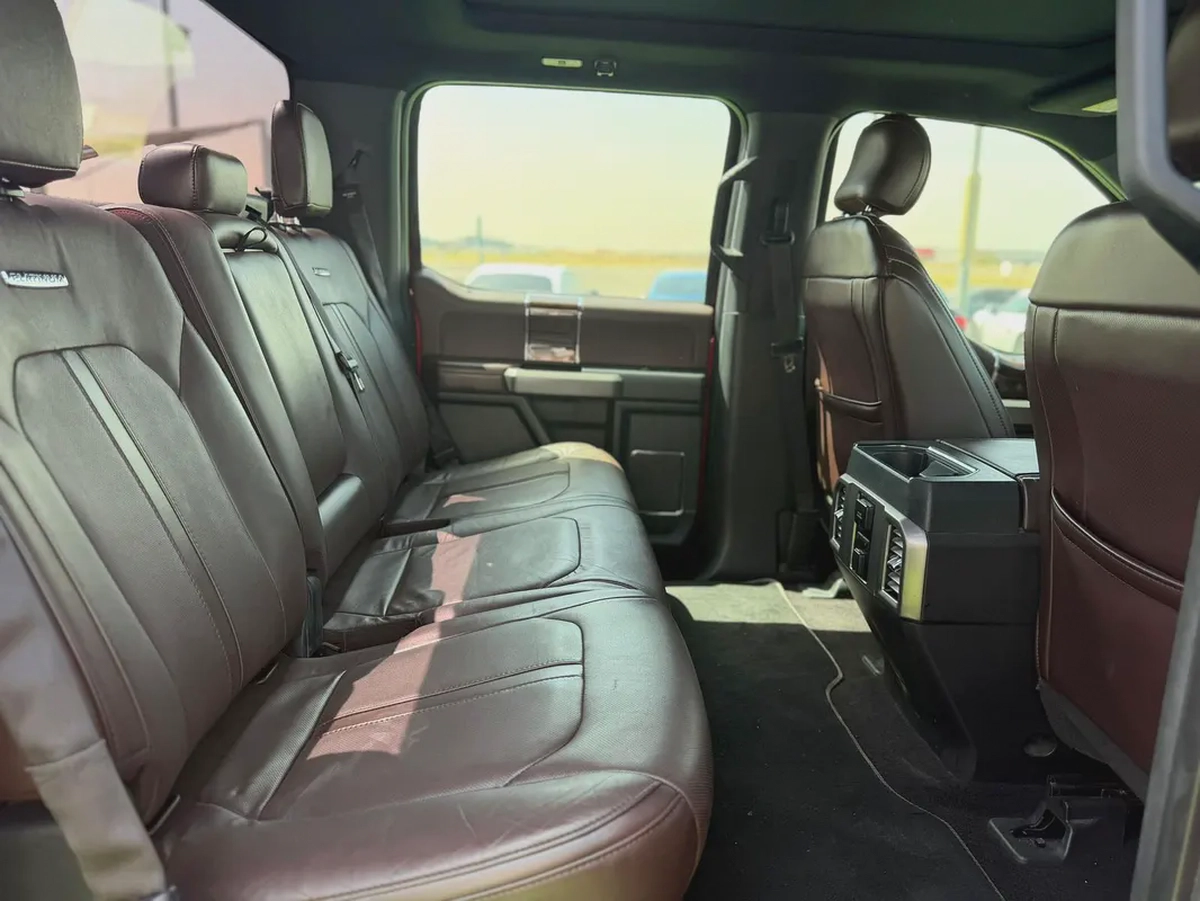 (2016) FORD F-150 //PLATINUM// GCC FULL OPTION -EXCELLENT CONDITION--13-13
