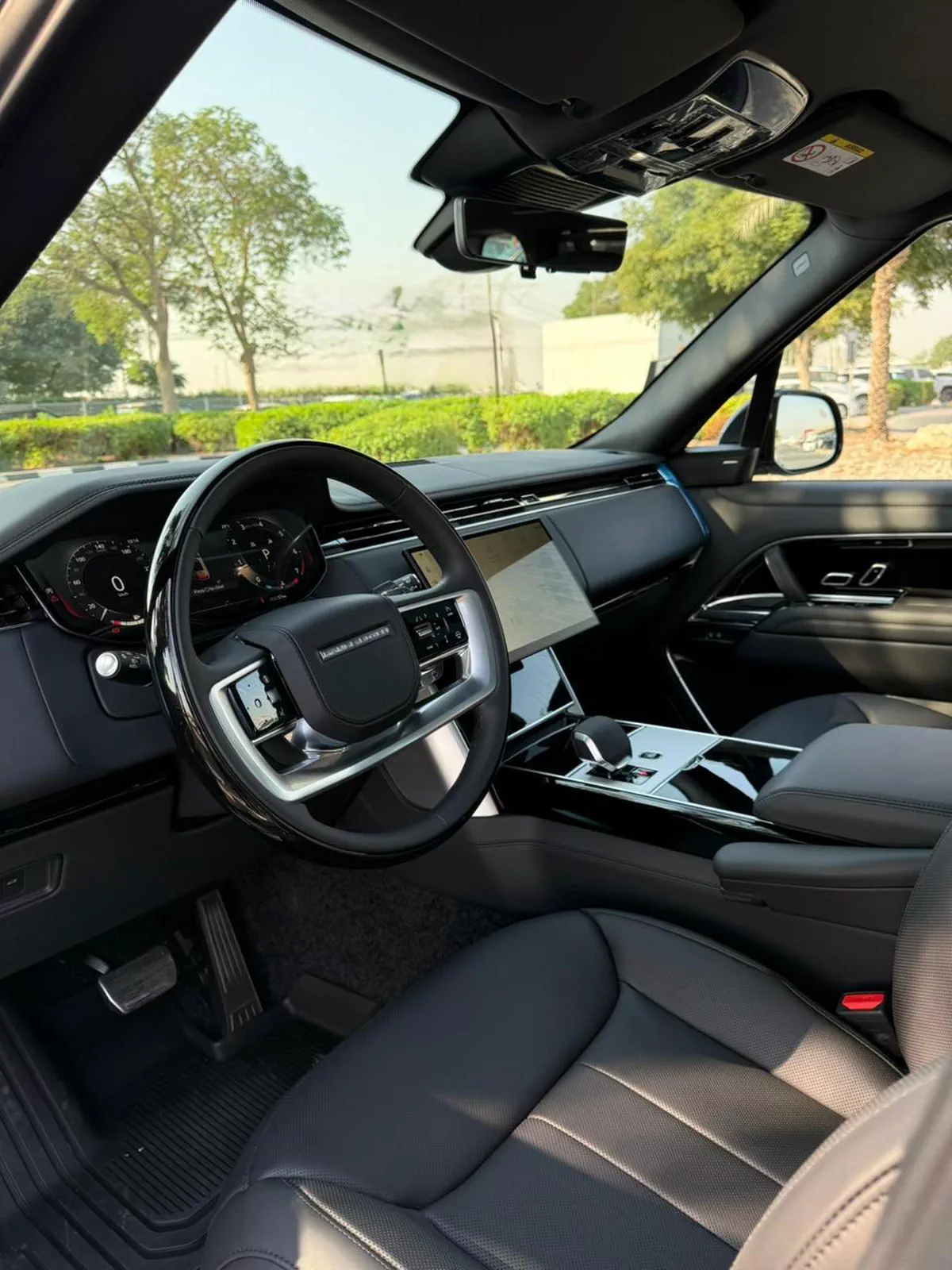 RANGE ROVER VOGUE SE P360 | BRAND NEW | MODEL: 2025 | GCC SPECS-10-10