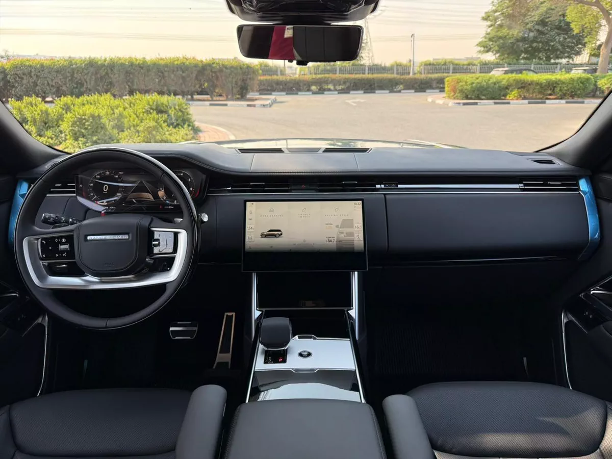 RANGE ROVER VOGUE SE P360 | BRAND NEW | MODEL: 2025 | GCC SPECS-4-4