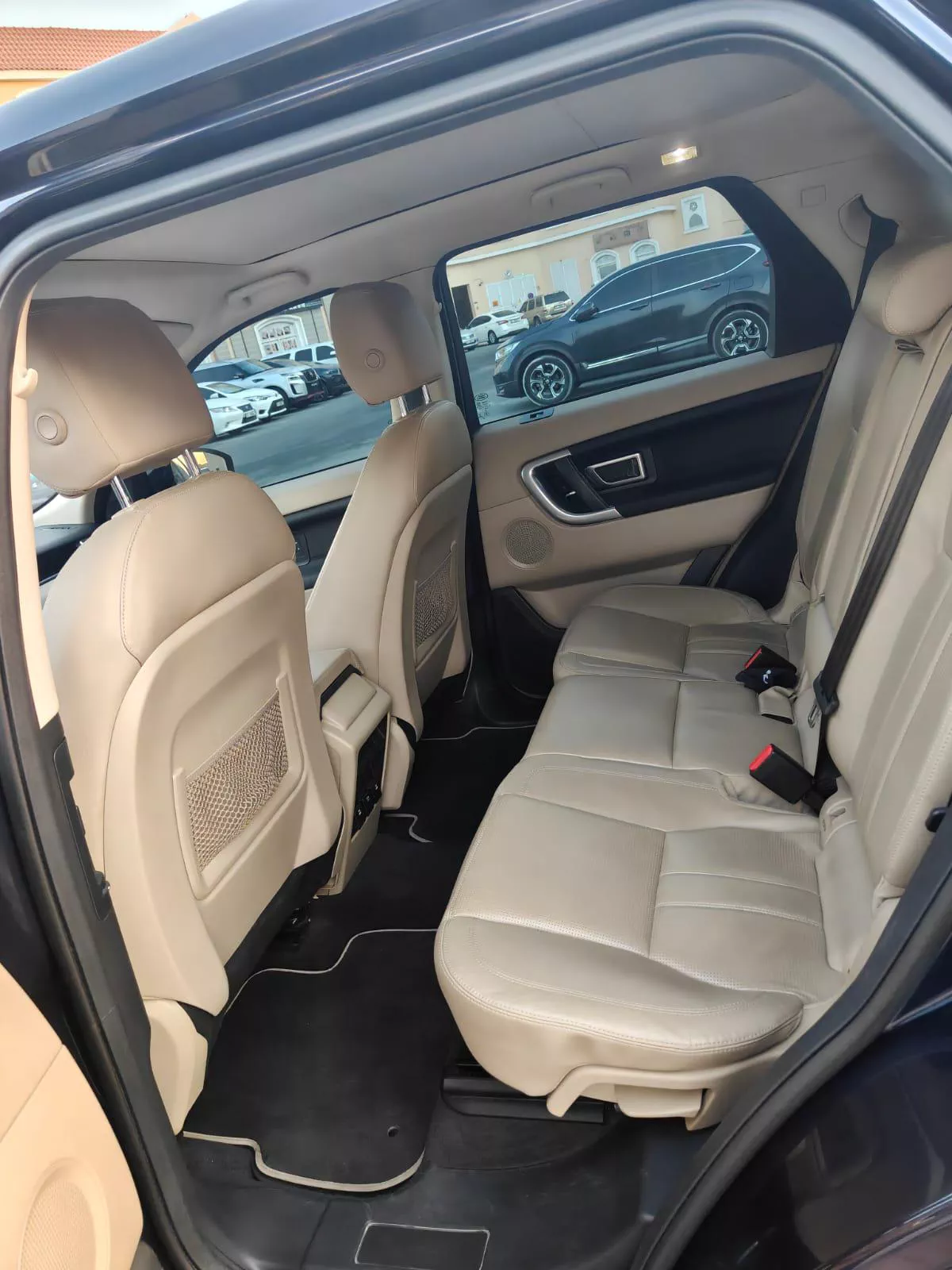 Land Rover | Discovery Sport HSE | 2017 Model | GCC Specifications-7-7