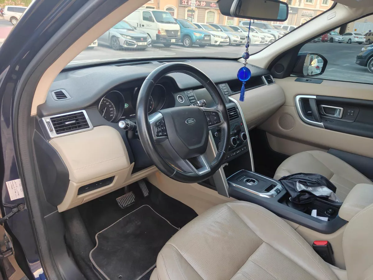 Land Rover | Discovery Sport HSE | 2017 Model | GCC Specifications-4-4