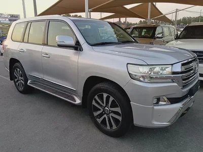 Toyota Land Cruiser GXR 2018 | GCC Specs | Well Maintained-0