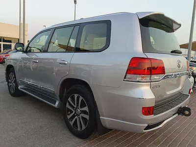 Toyota Land Cruiser GXR 2018 | GCC Specs | Well Maintained-5