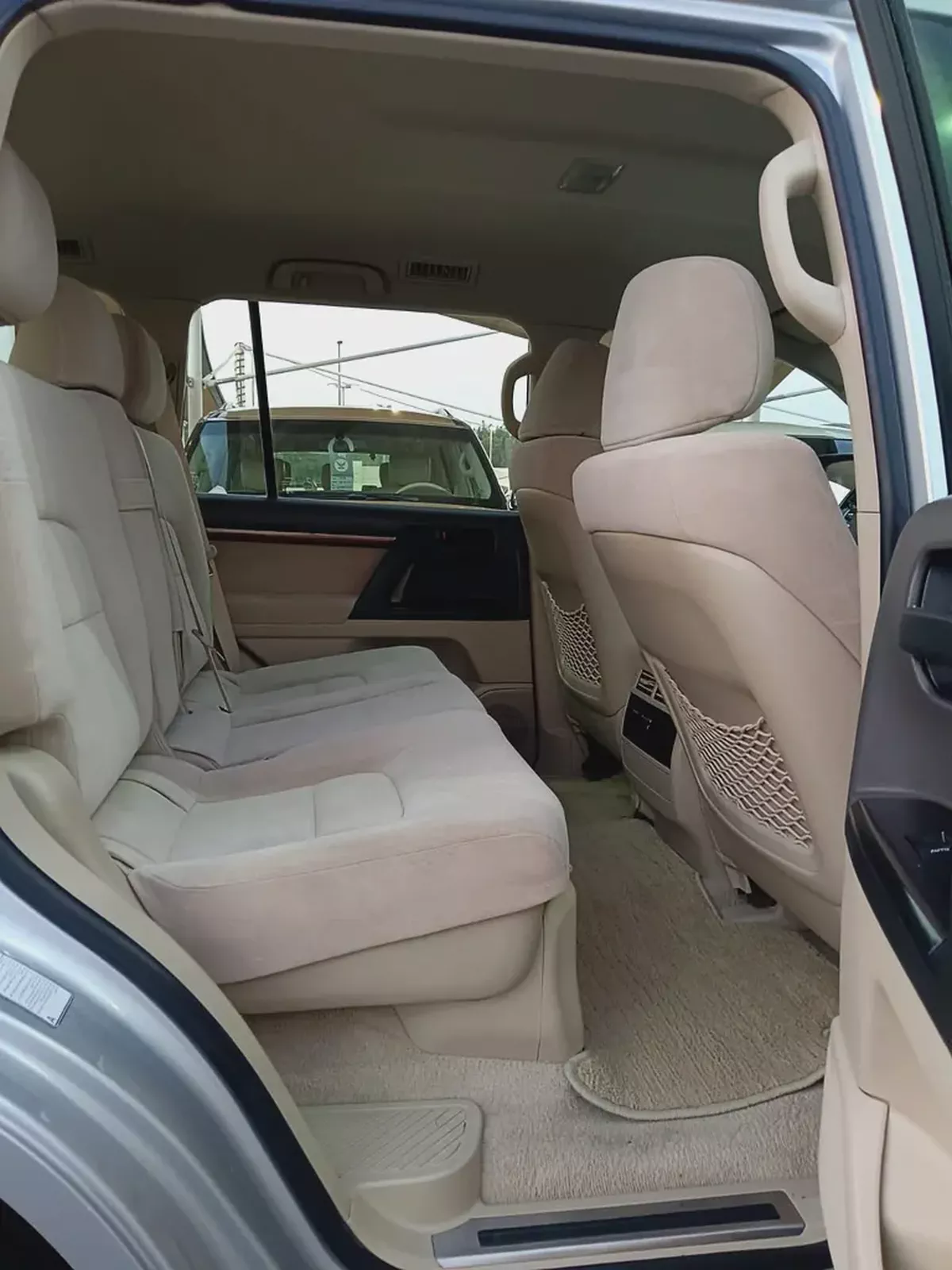 Toyota Land Cruiser GXR 2018 | GCC Specs | Well Maintained-11-11