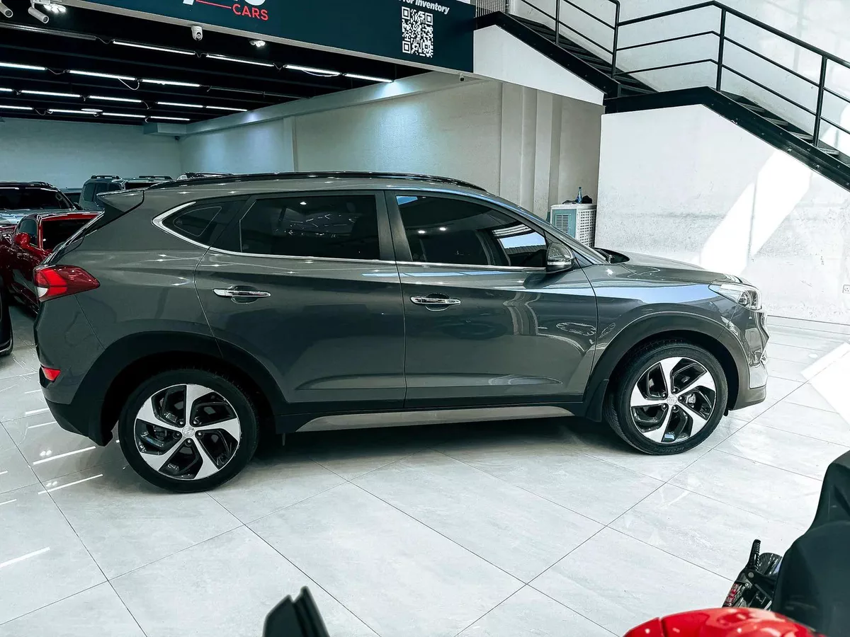 2018 Hyundai Tucson 2.0L V4 Full Options // EMI Starting from 1,150 AED-1-1