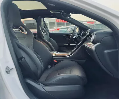 BENZ C63s | E PERFORMANCE | 2024 | 1739Km ONLY| BRAND NEW | FRESH JAPAN IMPORT-12