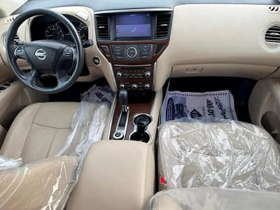 Nissan Pathfinder XE 2018 - GCC Specs - Perfect Family SUV-8
